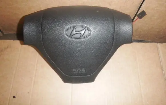 Hyundai Getz Steering wheel airbag 569001C000DB