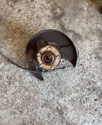 Opel Insignia A Front wheel hub