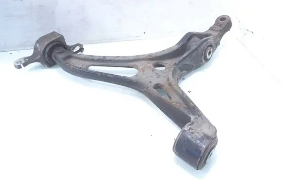 Mercedes-Benz R W251 Front lower control arm/wishbone 060008108
