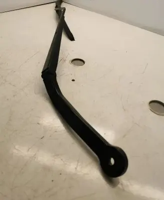 BMW X5M F85 Front wiper blade arm 7304072
