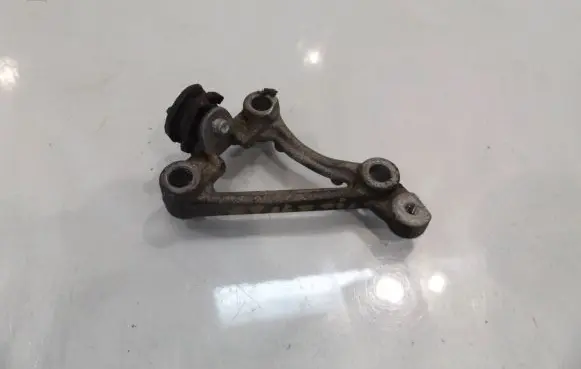 Fiat Stilo Engine mounting bracket