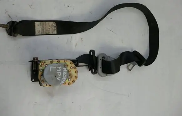 Mazda MPV II LW Front seatbelt