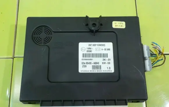 Hyundai i30 Central body control module 95400A6840 18AB8