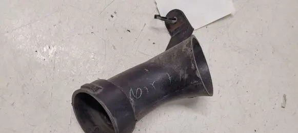 Toyota Avensis T270 Air intake duct part 177510R040