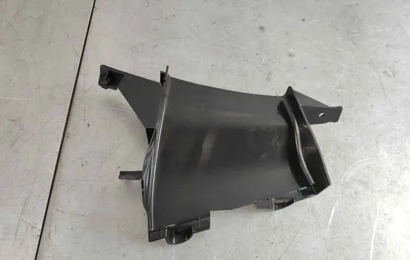 Audi A5 Front bumper lower grill 8w6121763d