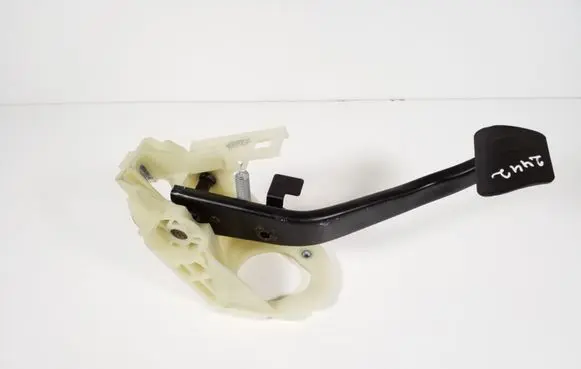 BMW 3 F30 F35 F31 Brake pedal 6860647