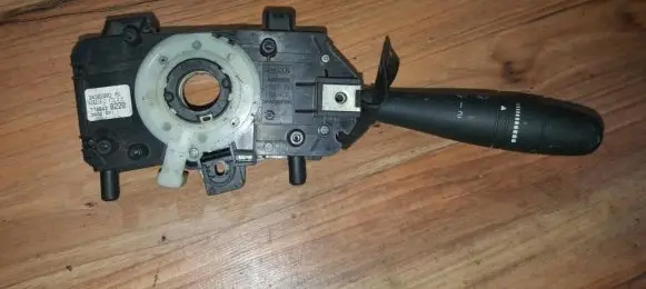 Renault Megane I Wiper control stalk 7700428220