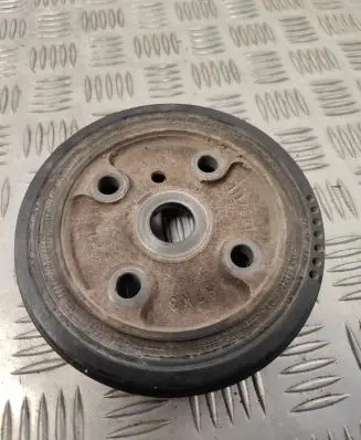 Volvo XC90 Crankshaft pulley 30637335