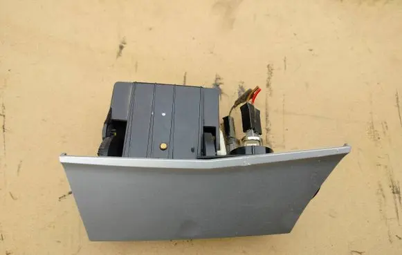 Opel Astra H Car ashtray 1313328 13116959 331985437
