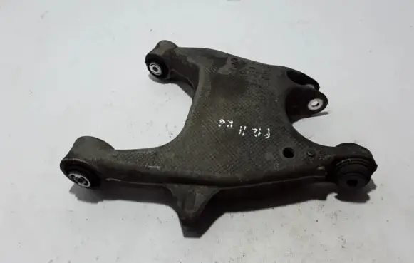 BMW 6 F12 F13 Rear upper control arm/wishbone 6865897