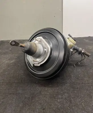 BMW 5 E39 Brake booster 1165055 LSC145T
