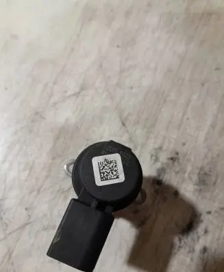Fuel pressure sensor