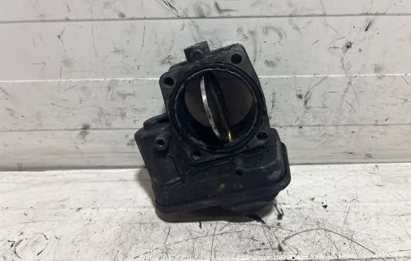 Opel Zafira B Throttle valve 898105210