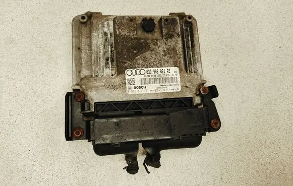 Audi A3 S3 8P Engine control unit/module 03G906021RE 03G906021AB 014123