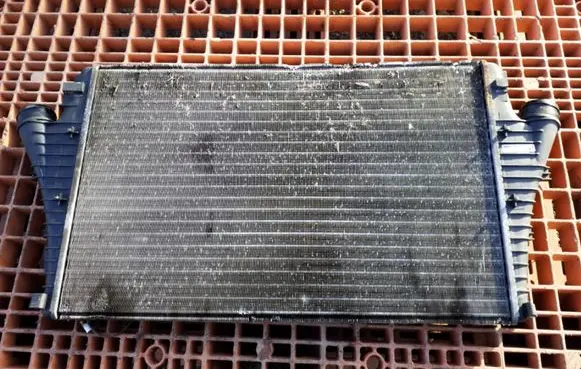 Saab 9-3 Ver2 Intercooler radiator 12765753 989327B