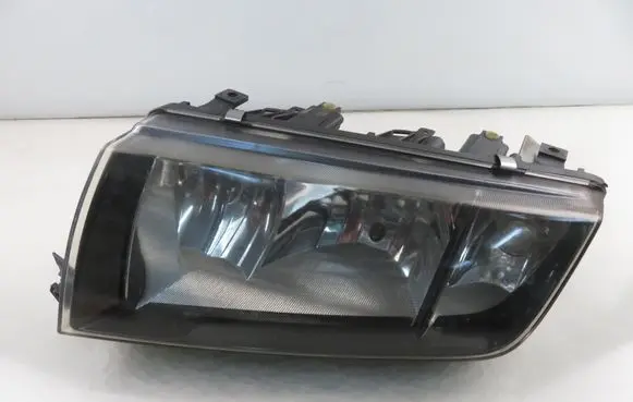 Skoda Fabia Mk1 (6Y) Headlight/headlamp