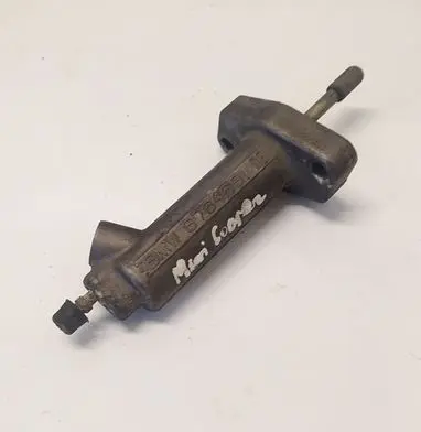 Mini One - Cooper R50 - 53 Clutch master cylinder 6764691DE 6764691