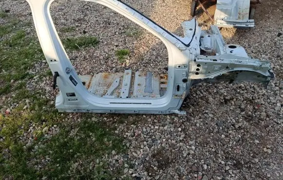 Front quarter panel