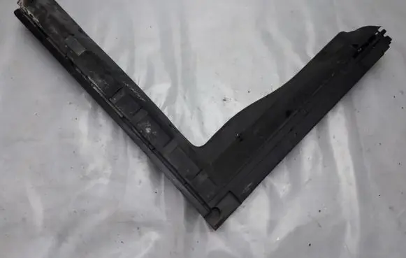 Volkswagen PASSAT B6 Other trunk/boot trim element 3c9864512a