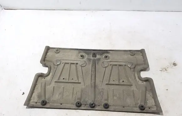Renault Megane E-Tech Trunk boot underbody cover/under tray 555822010R