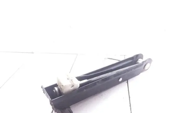 Opel Zafira A Lift Jack 9191486 2102549