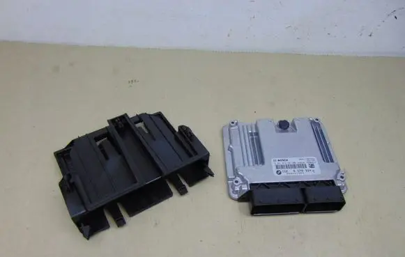 BMW 1 F20 F21 Engine control unit/module ECU