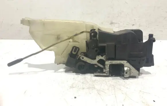 Mercedes-Benz CLK A208 C208 Coupe door lock (next to the handle) 2087300435