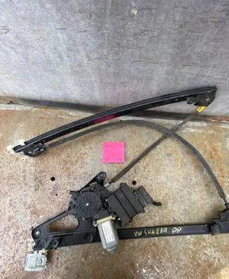 Volkswagen Sharan Front door window regulator with motor 7M3959802 YM2114533AA 106235100