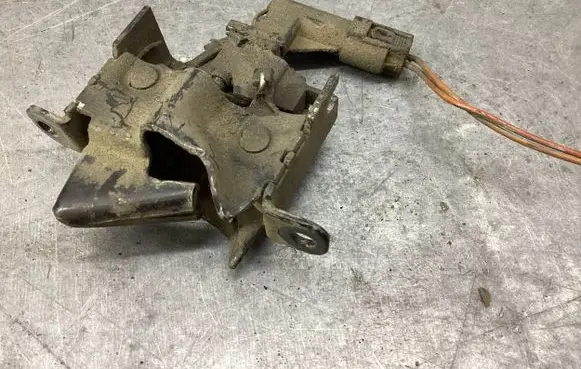 Mercedes-Benz SLK R170 Engine bonnet/hood lock/catch