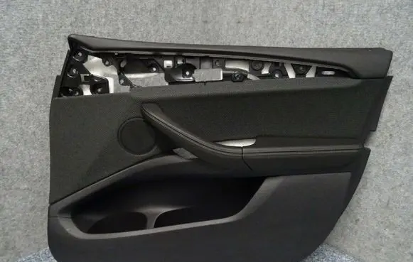 BMW X4 G02 Front door card panel trim