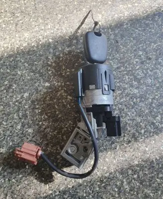 Peugeot 308 SW Ignition lock 36410600