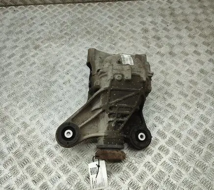 Jaguar XE Rear differential GX734A213FD
