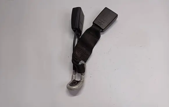 Mercedes-Benz S W220 Rear seatbelt buckle 2208600869 33002605150 9A86