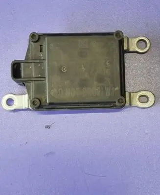 Nissan Juke II F16 Distronic sensor radar 284386PA0B 4057146068 2014DJ6494