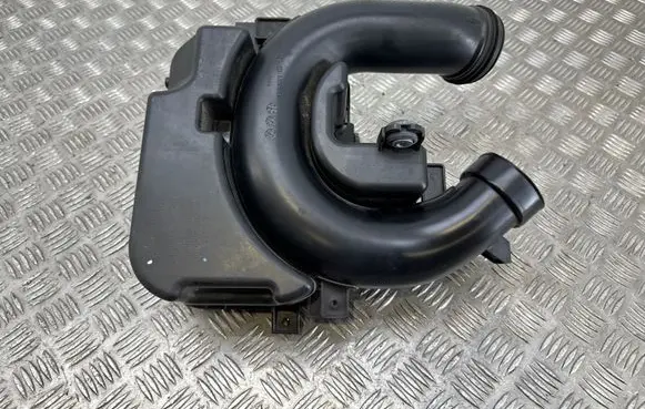 KIA Xceed Air intake duct part 28220J7000