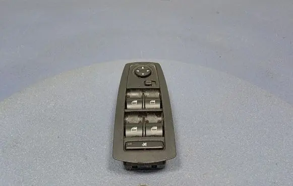 BMW X3 E83 Electric window control switch 3414352