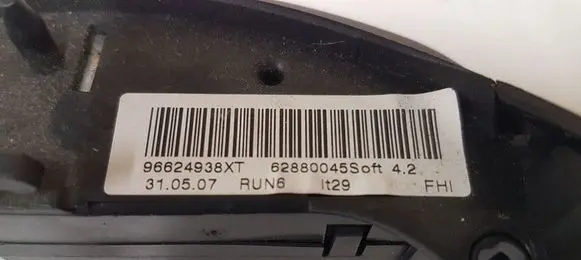 Citroen C4 I Steering wheel buttons/switches 96624935ZD