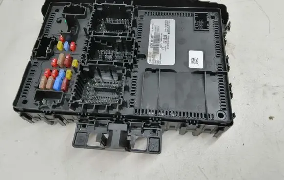 Ford Transit - Tourneo Connect Fuse module 3713001086978001 F005V19324 F005V03105