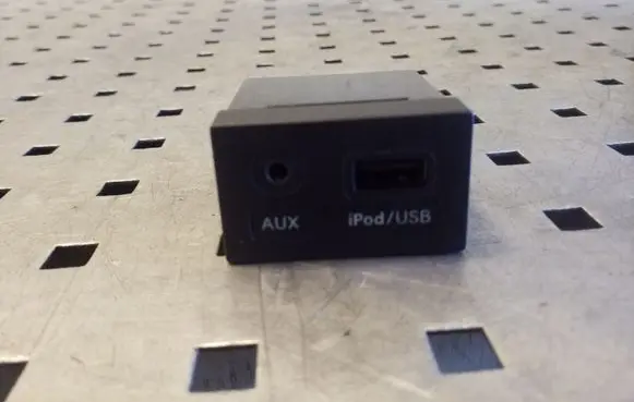 USB socket connector