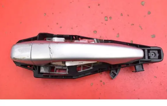 Peugeot 301 Front door exterior handle 9807652880
