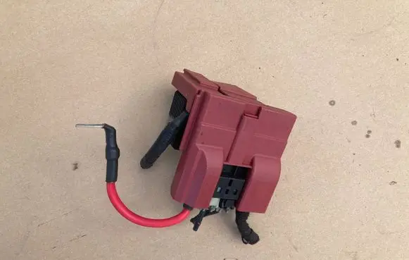 Positive cable (battery)