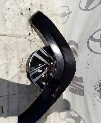 Volkswagen Amarok Front arch trim 2HH853717B