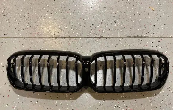 BMW 5 G30 G31 G38 Front bumper upper radiator grill 51129852169 9852169