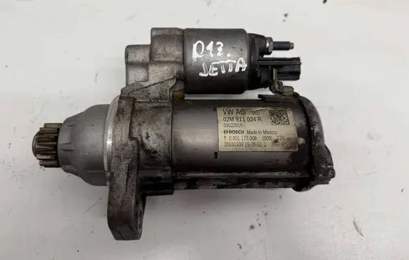 Volkswagen Jetta VI Starter motor 02M911024R