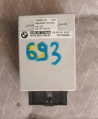 BMW 3 E90 E91 Tow bar trailer control unit/module 9221180 102780685