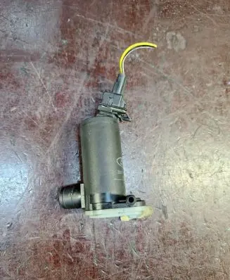 Ford Fiesta Windscreen/windshield washer pump 2S6T17K624BA