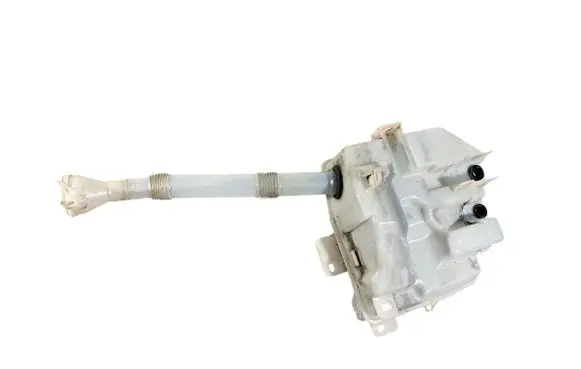 Mitsubishi Outlander Windshield washer fluid reservoir/tank
