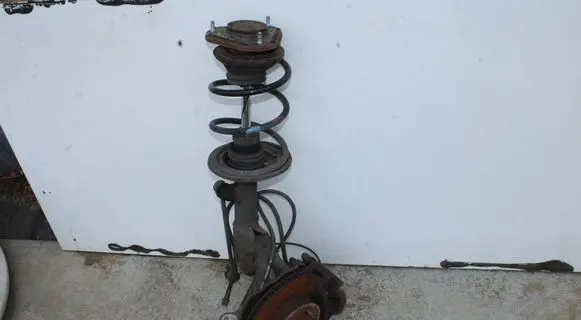 Toyota Prius (XW20) Front wheel hub spindle knuckle