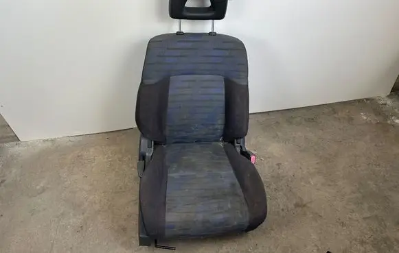 Toyota RAV 4 (XA10) Front passenger seat