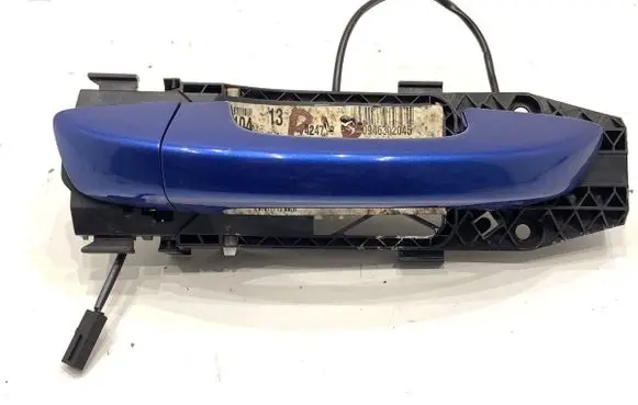 Volkswagen Scirocco Front door exterior handle 